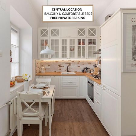 Historical Caserne Apartment Любляна Екстер'єр фото